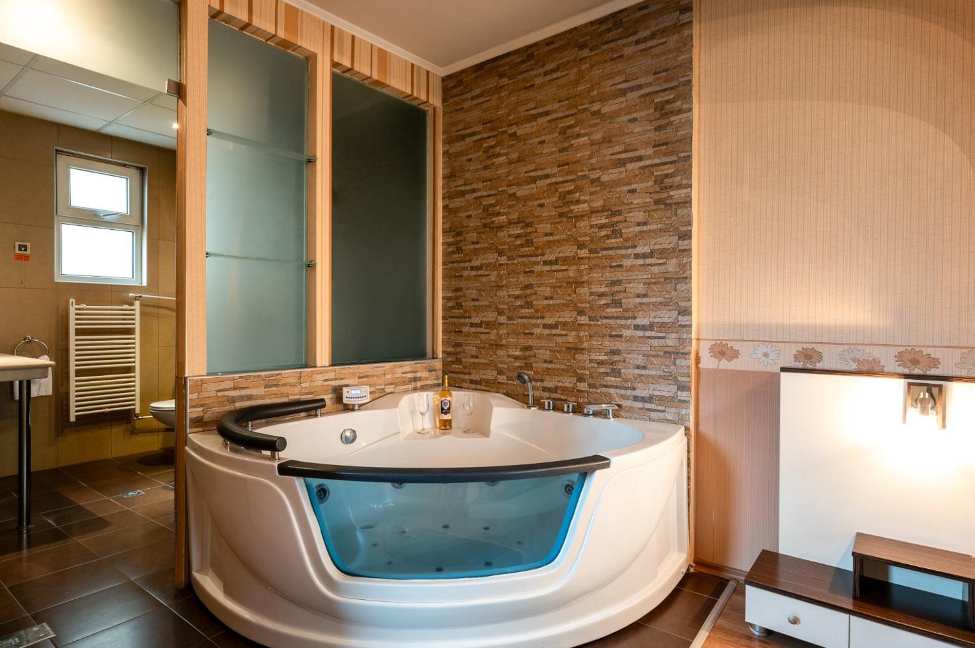 Spa Hotel Holiday เวลินกราด ภายนอก รูปภาพ