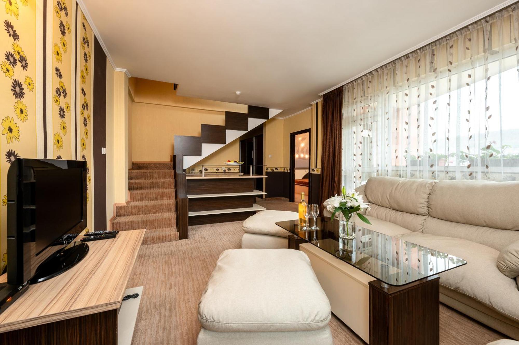 Spa Hotel Holiday เวลินกราด ภายนอก รูปภาพ