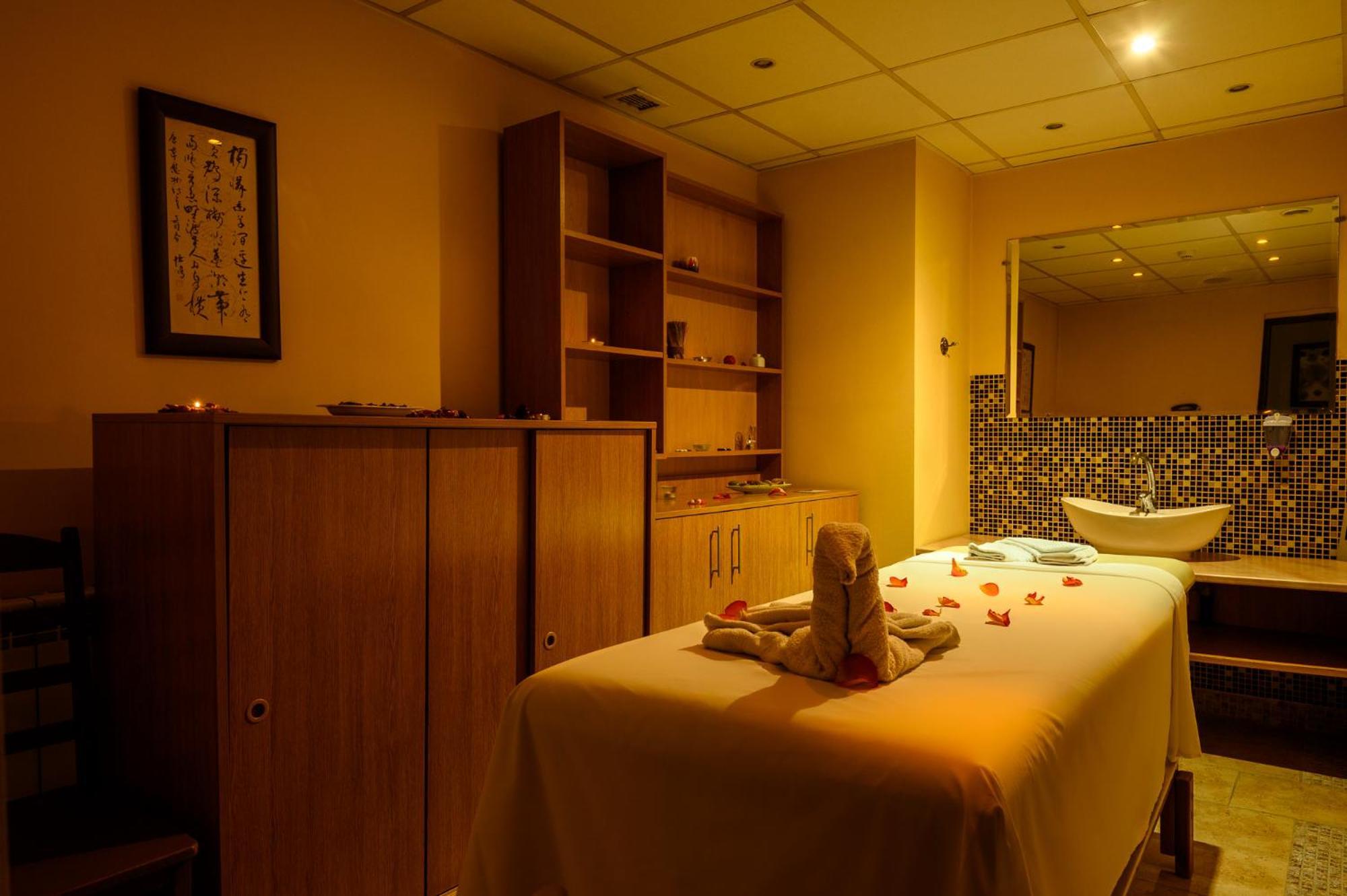 Spa Hotel Holiday เวลินกราด ภายนอก รูปภาพ