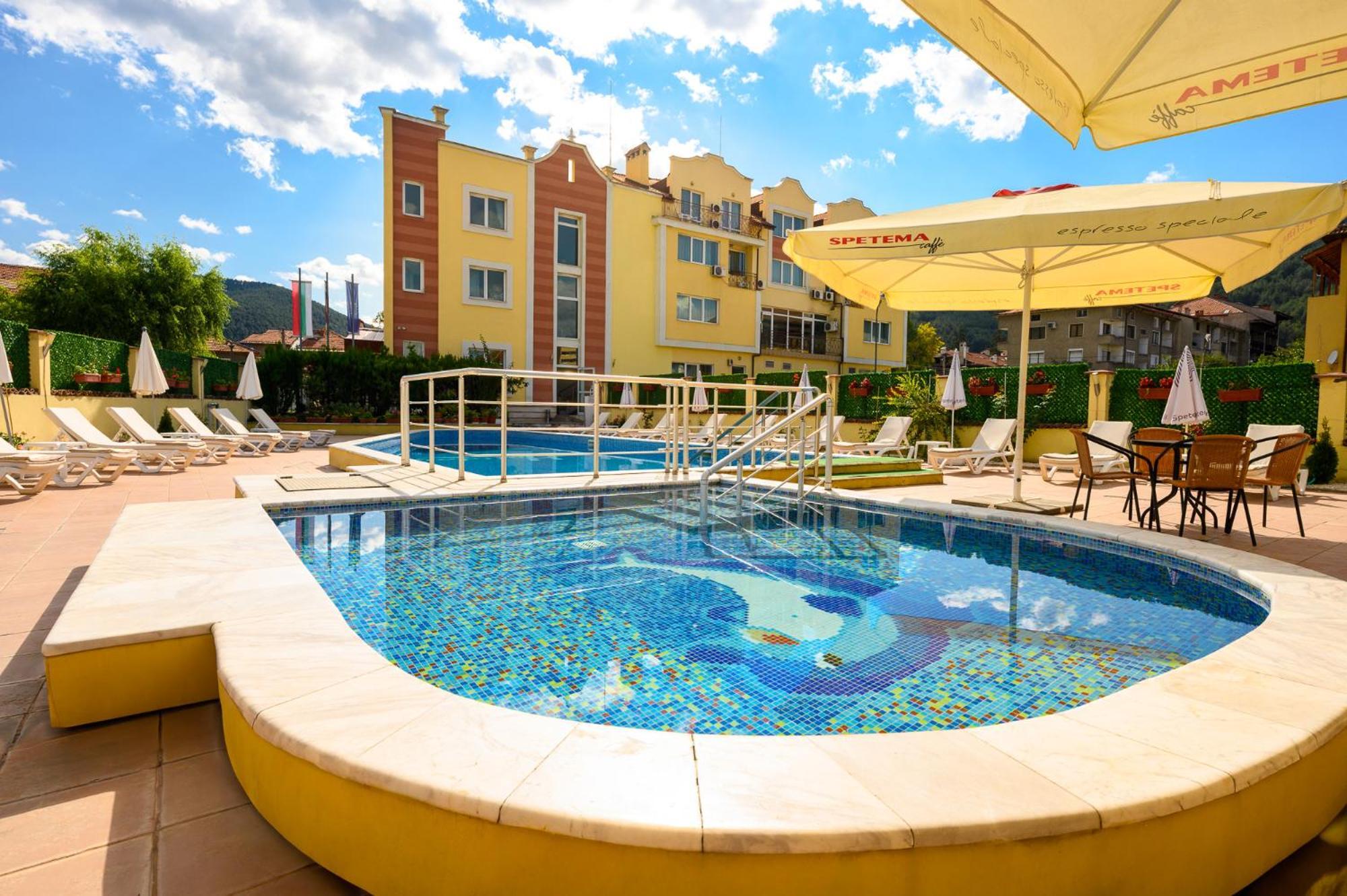 Spa Hotel Holiday เวลินกราด ภายนอก รูปภาพ