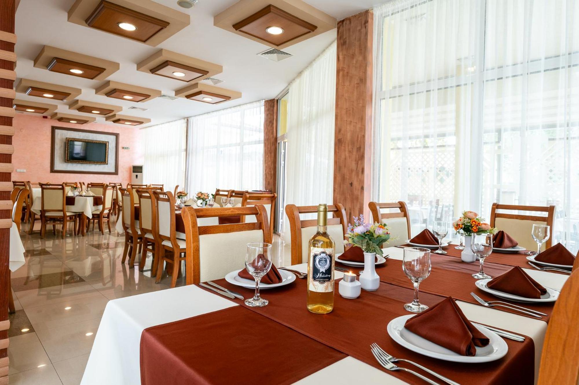 Spa Hotel Holiday เวลินกราด ภายนอก รูปภาพ