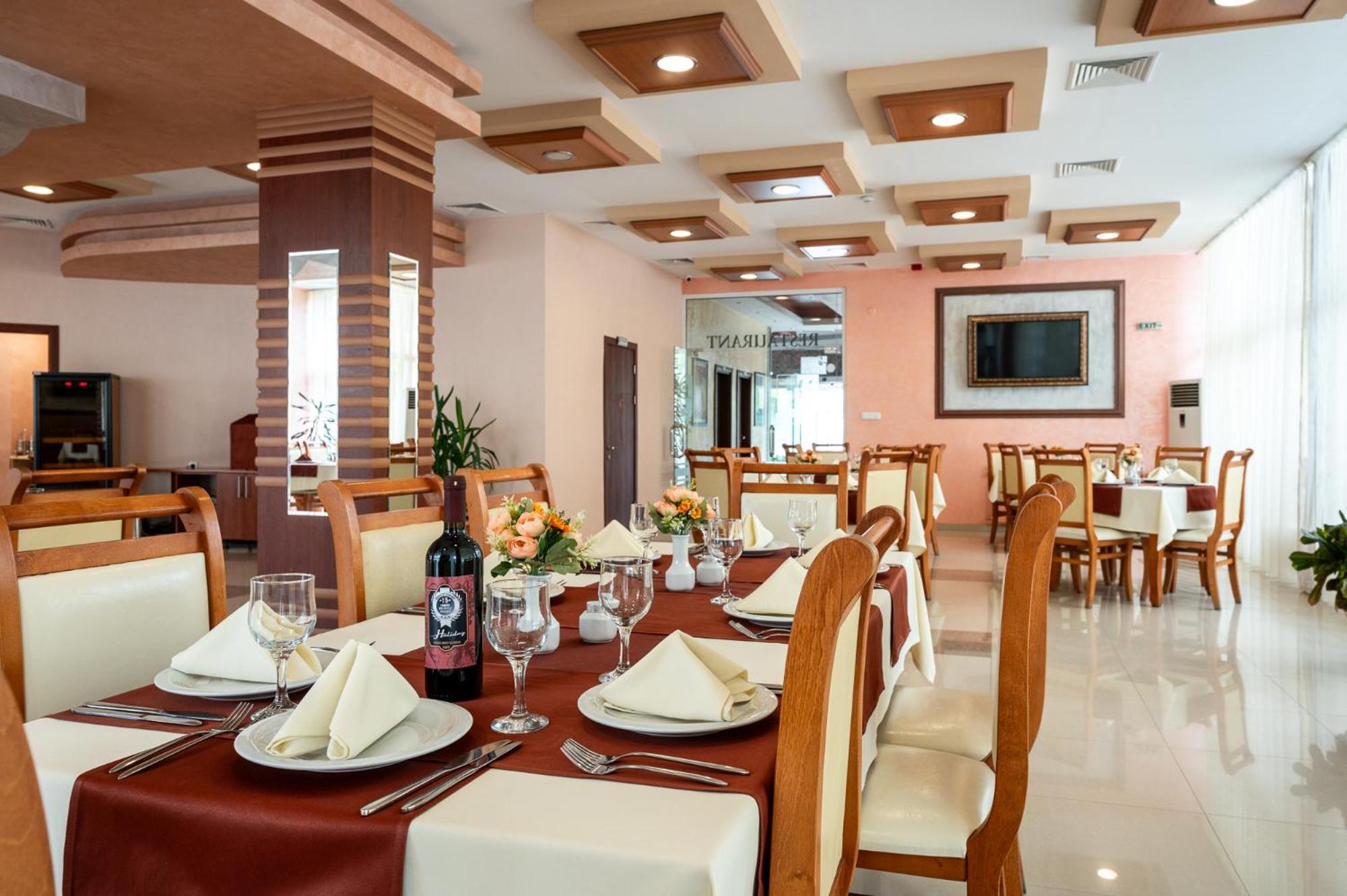Spa Hotel Holiday เวลินกราด ภายนอก รูปภาพ